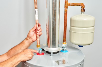 Addressing a Leaking Water Heater: A Guide to Quick Action and Solutions